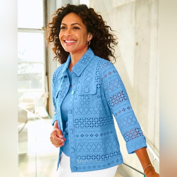 Draper's and Damon's Forever Eyelet Jacket Vista Blue Buttons 3/4 Sleeve Small - Picture 1 of 3